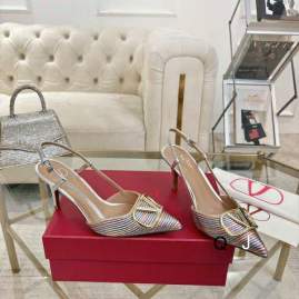 Picture of Valentino Shoes _SKUValentinosz35-40XJ0030920344